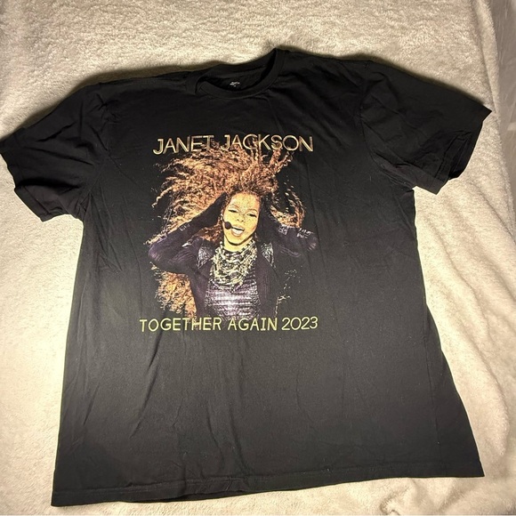 Janet Jackson Tops - Black Janet Jackson Concert T-Shirt from the together again tour